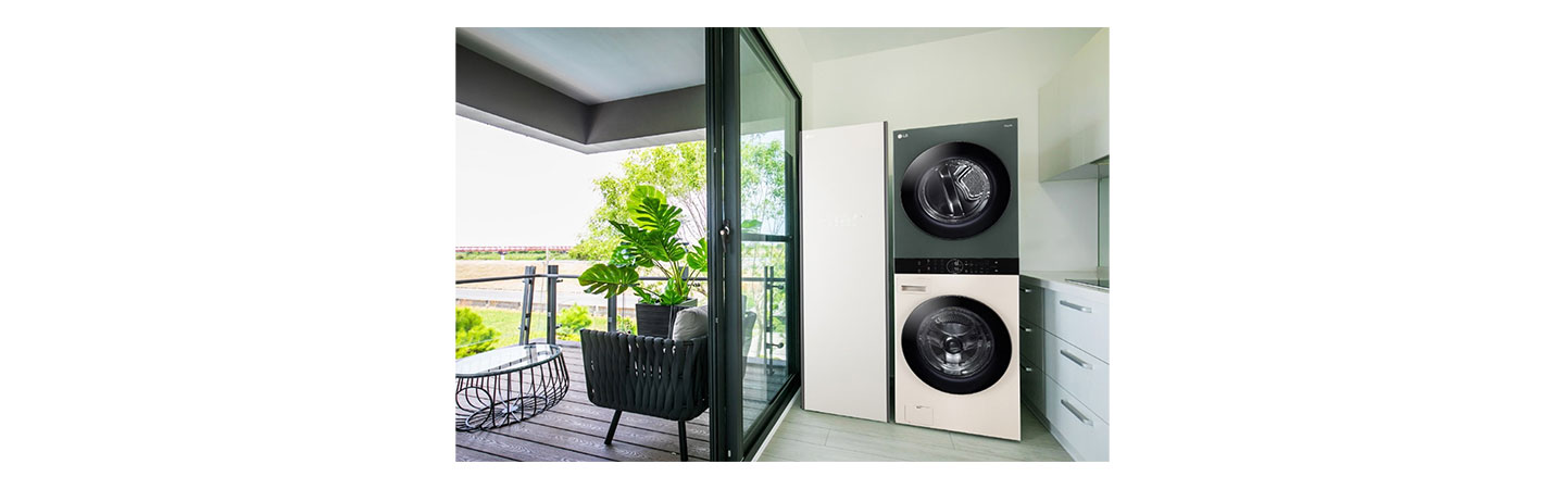 A space of HA House Summer decorated with LG WashTower and LG Styler