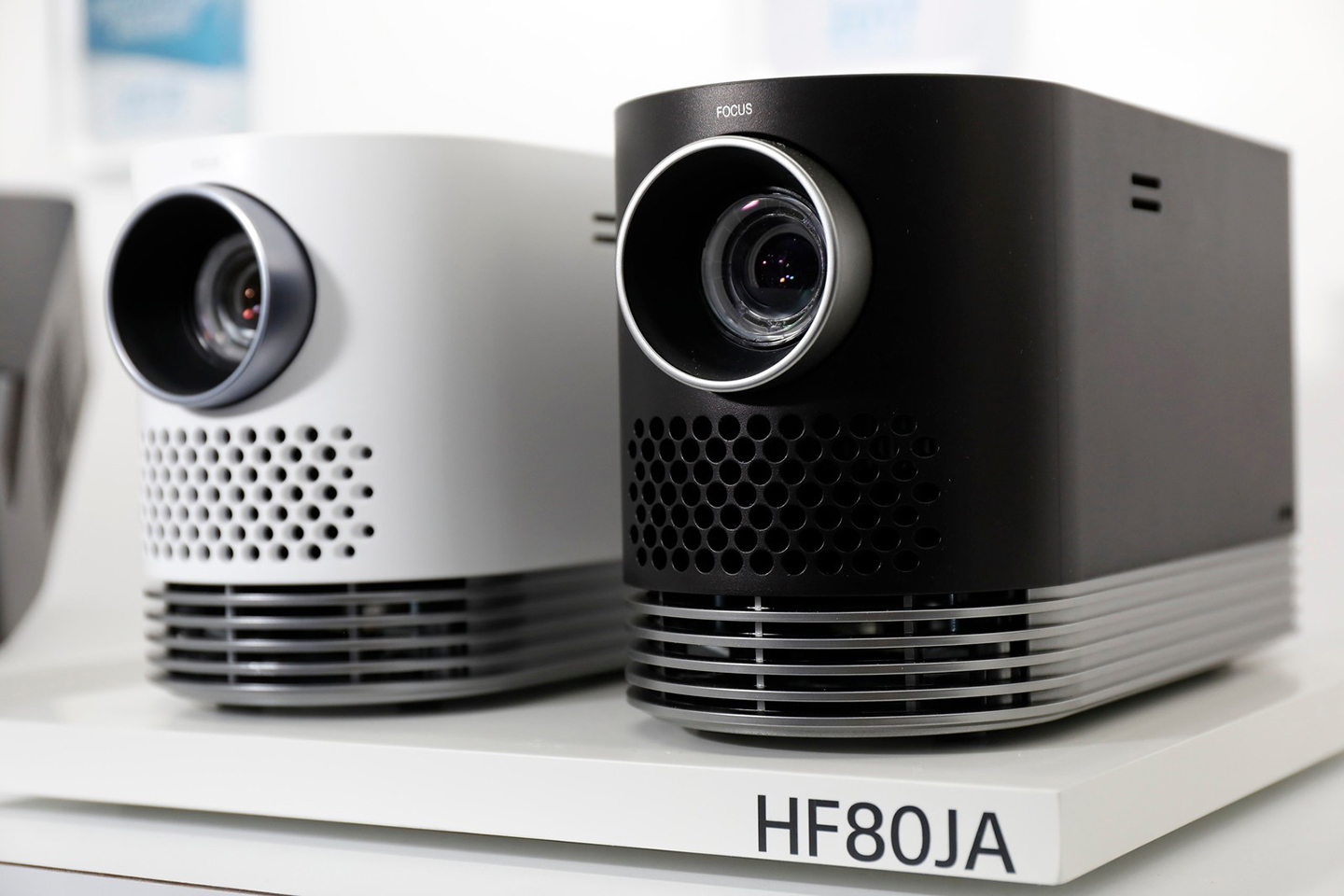 CES 2017: BOOTH IMAGES