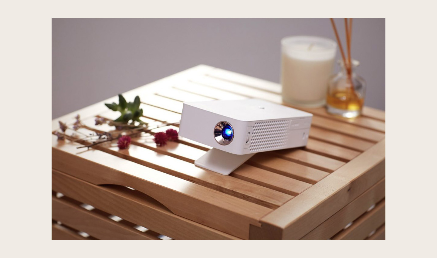 LG Projector