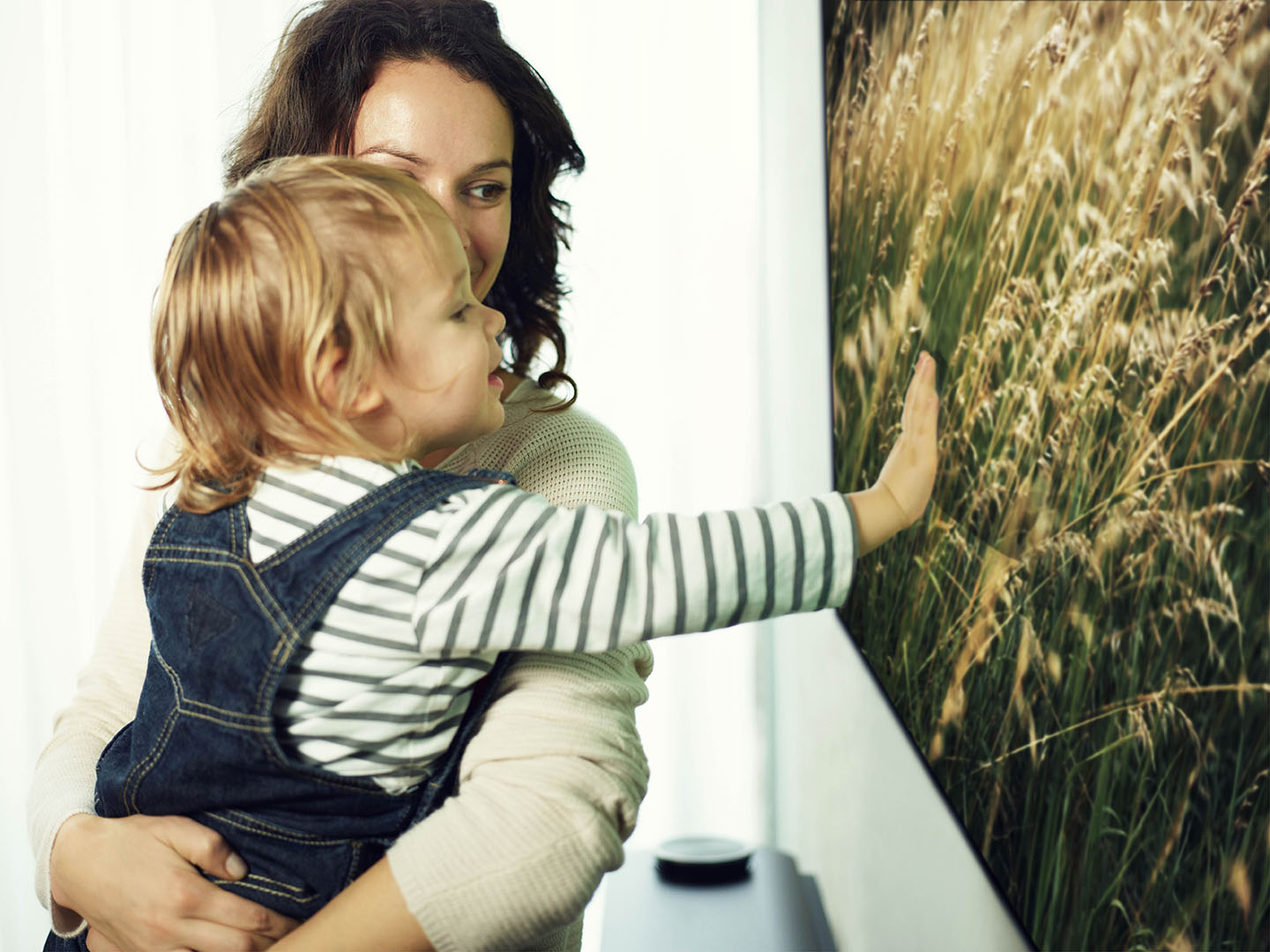 LG SIGNATURE OLED TV W (MODEL W7)