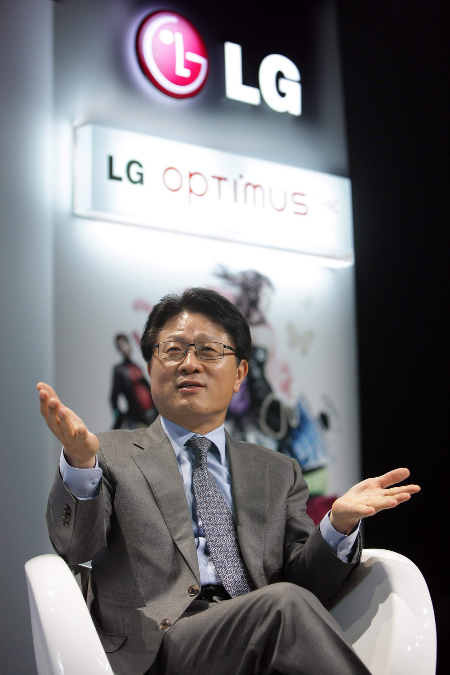 LG OPTIMUS ONE WITH GOOGLE AND LG OPTIMUS CHIC.