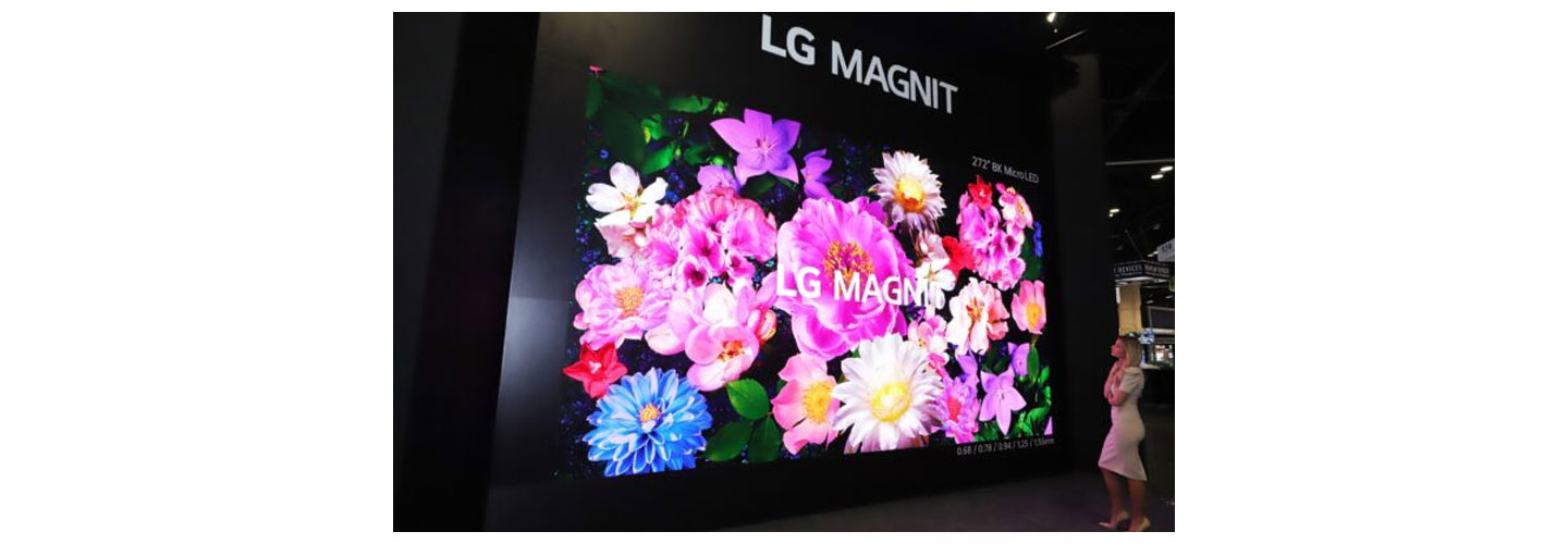 LG MAGNIT 8K Micro LED display in the Digital Art Zone