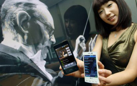 LEGENDARY COMPOSER ENNIO MORRICONE MAKES BEAUTIFUL MUSIC FOR LG SMARTPHONES