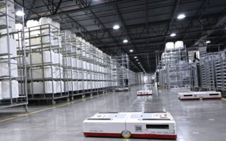 A picture of inside an LG factory with 5G private network