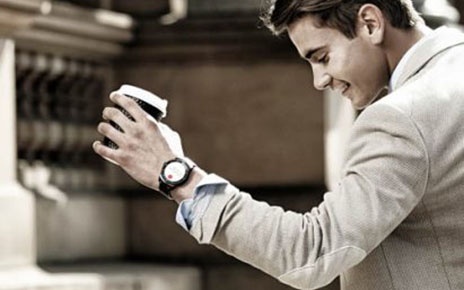 LG G WATCH R, NEW BENCHMARK FOR WEARABLES, BEGINS GLOBAL ROLLOUT