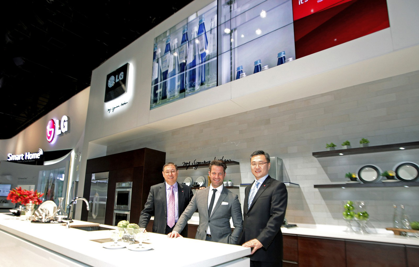 RENOWNED DESIGNER NATE BERKUS PARTNERS WITH LG ELECTRONICS