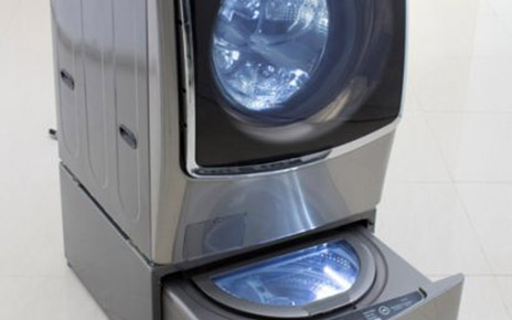 WITH TWIN WASH, LG TURNS HEADS WITH BOLD NEW WASHER DESIGN