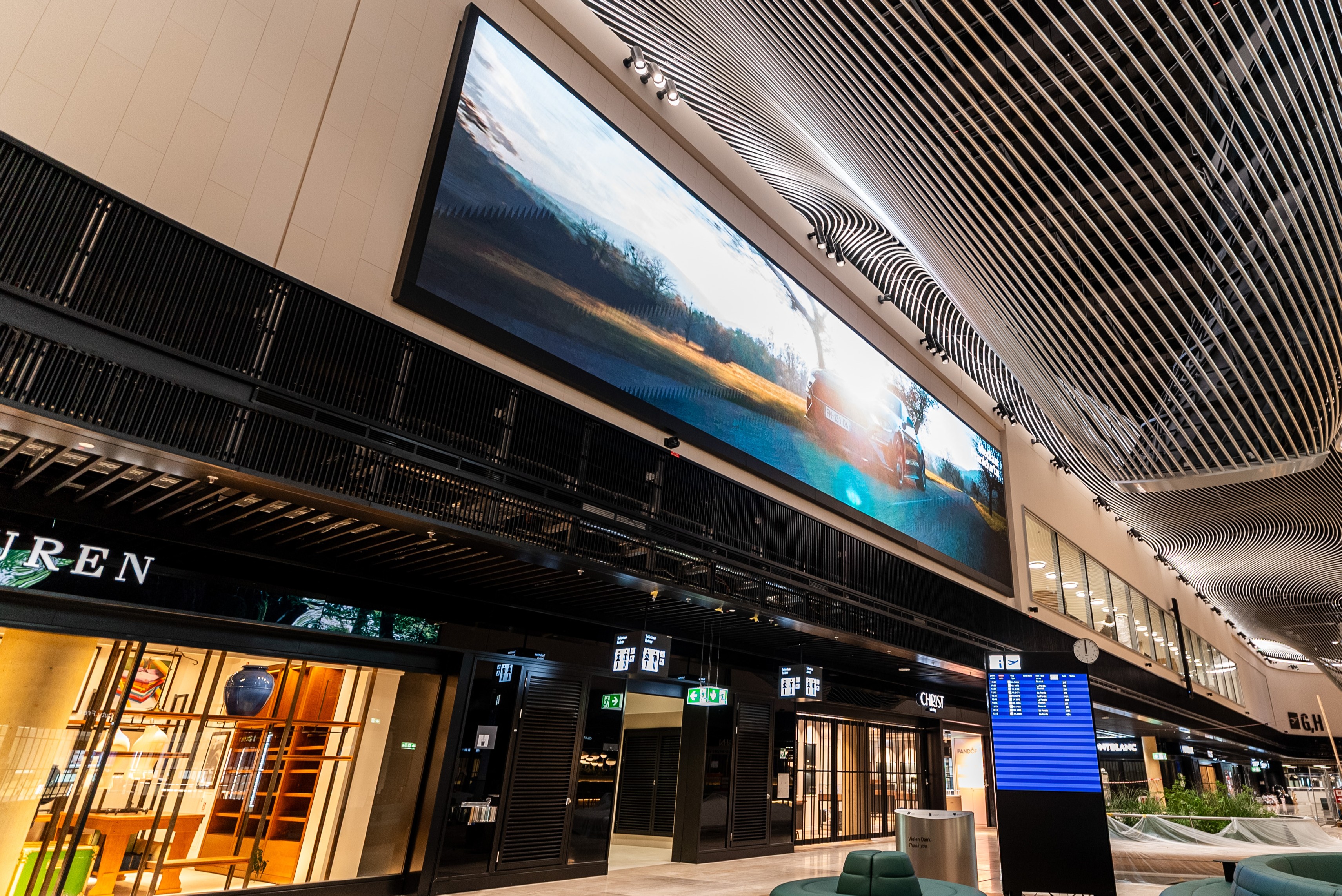 Frankfurt Airport Image 2