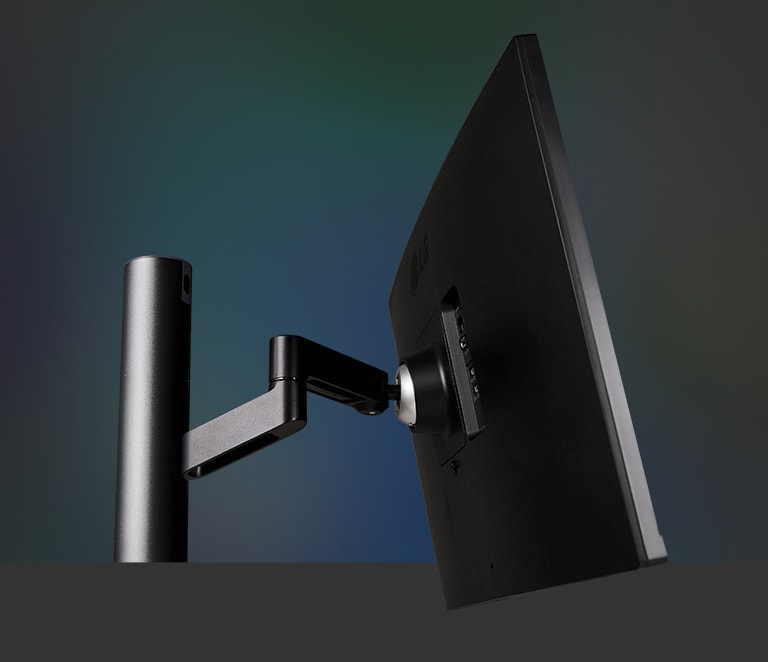 LG 27QN880-B Full Movement of Display
