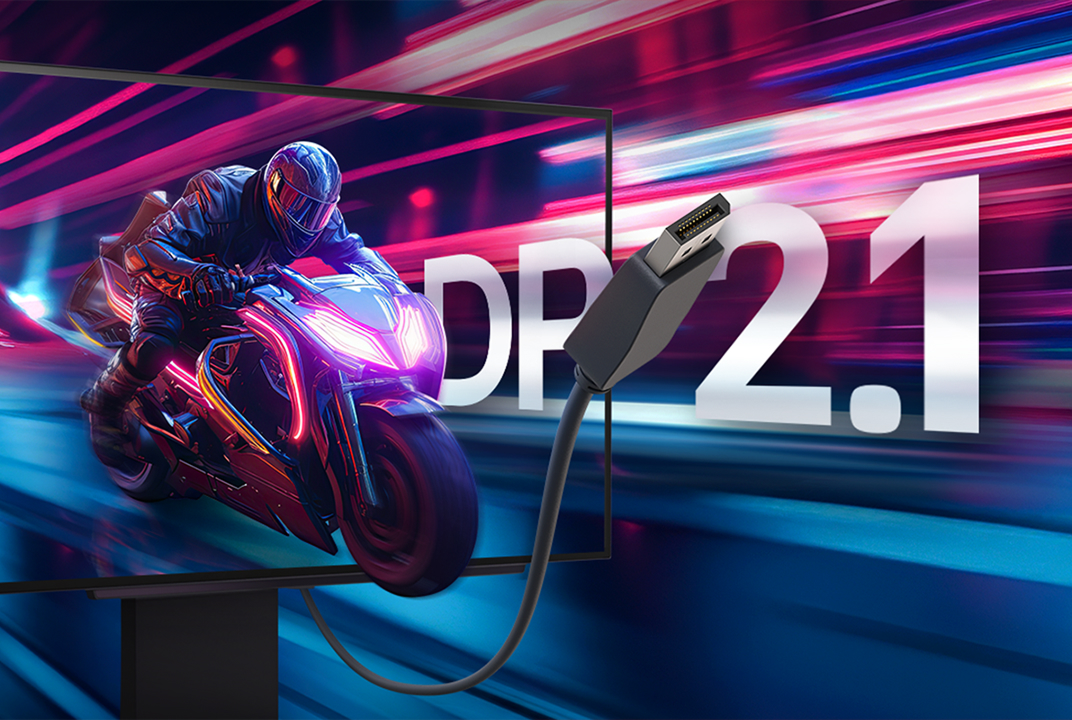 LG monitor racing scene with DP 2.1 text illustrates DisplayPort connectivity and high-bandwidth transmission.