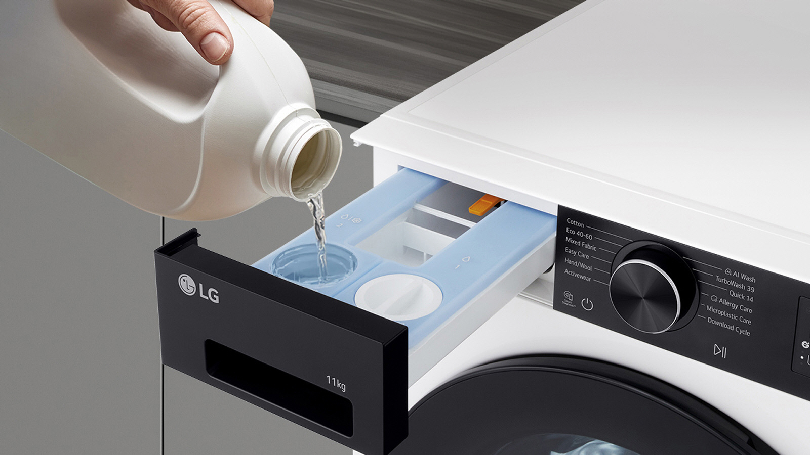 *Image of washing machine detergent drawer opened and detergent poured in.