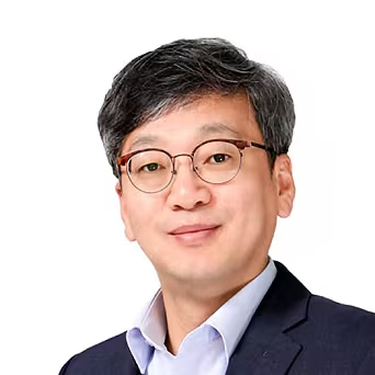 Sam-soo Lee / Chief Strategy Officer